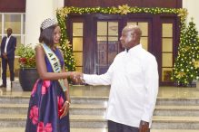 “Keep Your Natural, African Hair”,President Museveni tells Miss World Africa.